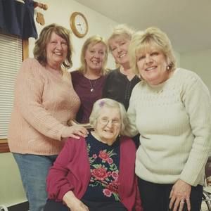 Meet your Posher, Dolly